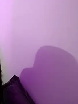 Webcam Model (I_samantha)  is live.Free join now!