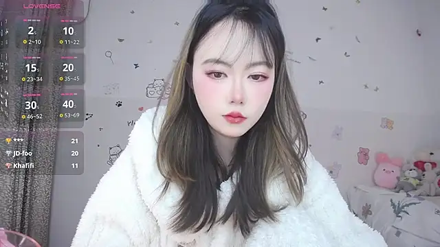 美女Kraciena在线直播