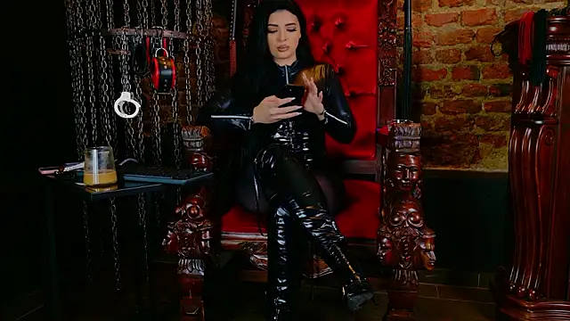 devashaqueenx - DevashaQueenX's free webcam - UK Sex Cams