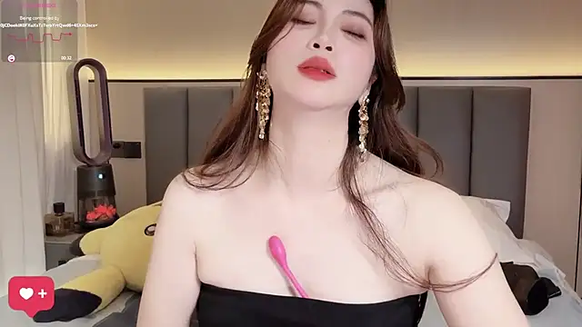 美女wuyueaini在线直播