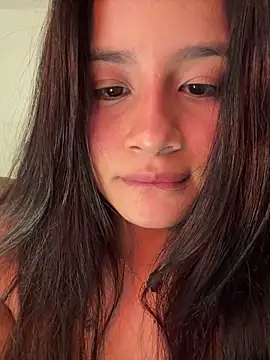 indialatin (F teen) - DILDO PUSSY UNTIL SQUIRT