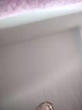 Webcam Model (CoddessCrystal)  is live.Free join now!