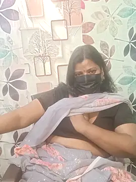 Webcam Model (TAMIL-MILF-)  is live.Free join now!