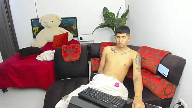 darwinandbrayann webcam