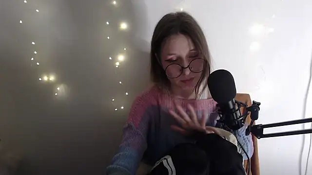 _hanna_moon_ - _Hanna_Moon_'s free webcam - UK Sex Cams