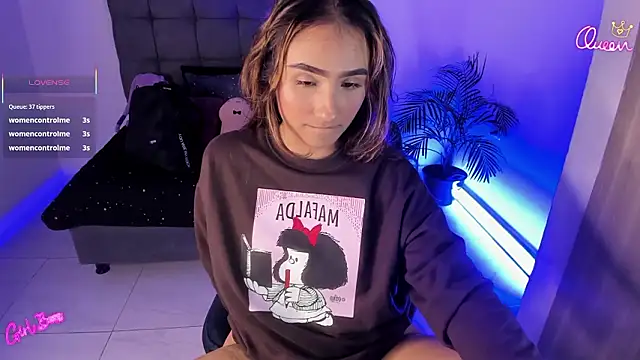 anna_valerious7 - Anna_valerious7's free webcam - UK Sex Cams