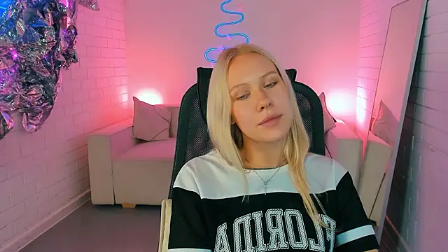 AprilChambers webcam