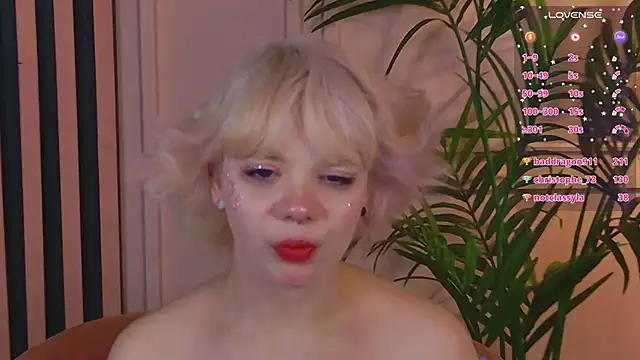 waifu_ketrin - Waifu_Ketrin's free webcam