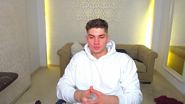 maxkaiden (M young) - Blow CLouds Party