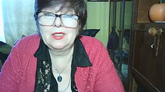 veronicagold511 - VeronicaGold511's free webcam - UK Sex Cams