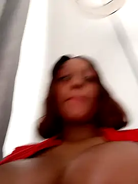 Webcam Model (Busty_Bambi)  is live.Free join now!