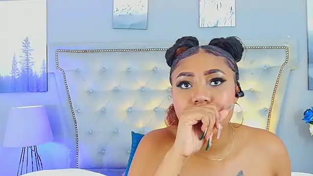 AngelaRoberts webcam