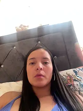 Webcam Model (Mia_jhoonson)  is live.Free join now!