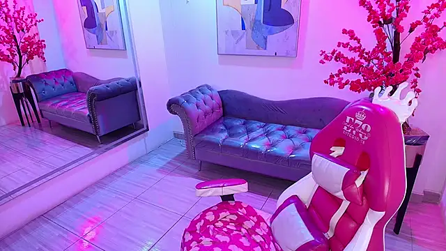 lilith_tayylor - Lilith_tayylor's free webcam - UK Sex Cams