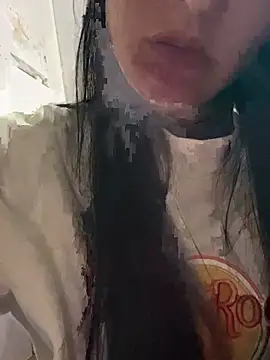 mong2005 - Mong2005's free webcam