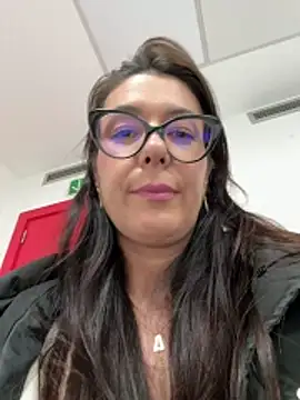 Webcam Model (eveangelll)  is live.Free join now!