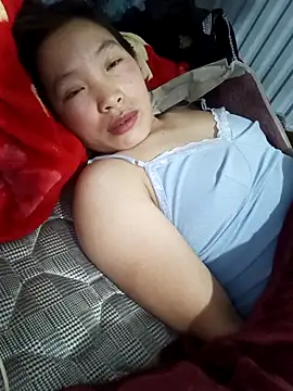 evelyn-n - Evelyn-n's free webcam - UK Sex Cams