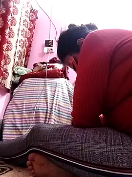 Webcam Model (Hotty_girl25)  is live.Free join now!