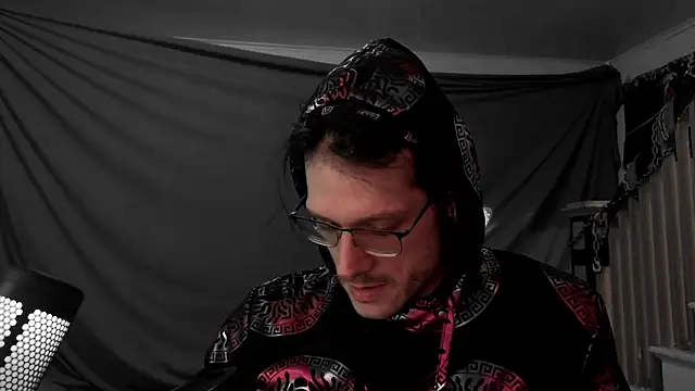 MasterDaddyCool webcam