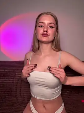 Devill_Angel_ Live Webcam on Stripchat