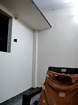 Webcam Model (Sweet-kajal7)  is live.Free join now!