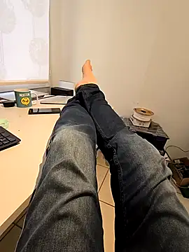 lorent6969 (M mature) - #bisexuals #dirty-talk #flashing #foot-fetish #hd #mature #medium #mobile #office #pov #recordable-publics #sexting #swiss #white