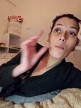 Luciphya_Domina webcam