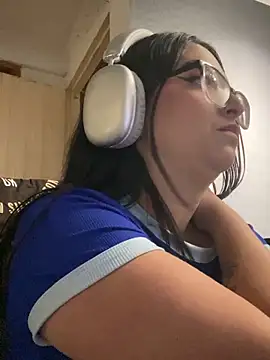 kloe_novoa (G young) - My friend spank me x5🩷