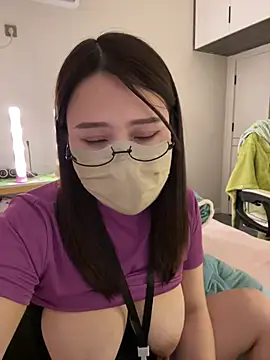 lele-520 Live Webcam on Stripchat