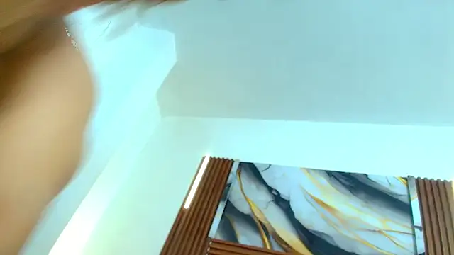 Celeste_hot_08 webcam