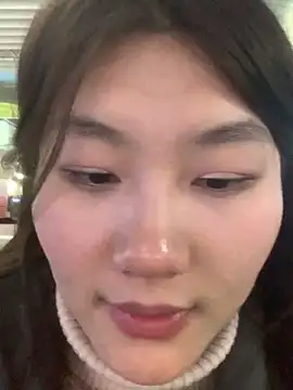 Webcam Model (mmmooo808) is live