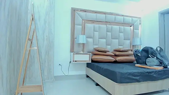 ValentinaBreats webcam