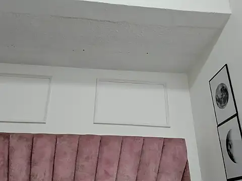 Webcam Model (danibellucii_)  is live.Free join now!