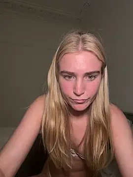 Webcam Model (Hannahskye)  is live.Free join now!