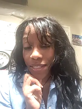 Webcam Model (NatalieGainer_goodies)  is live.Free join now!