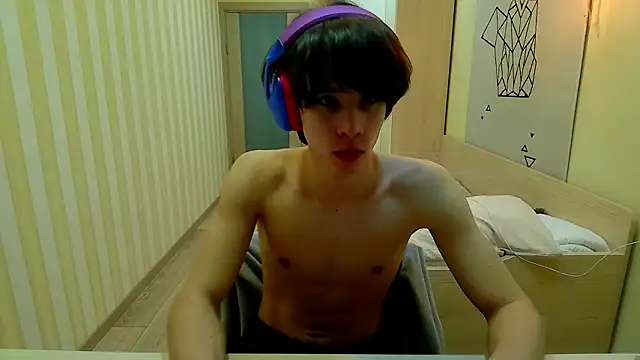 gaygamogey (M twink) - naked all stream PVT OPEN