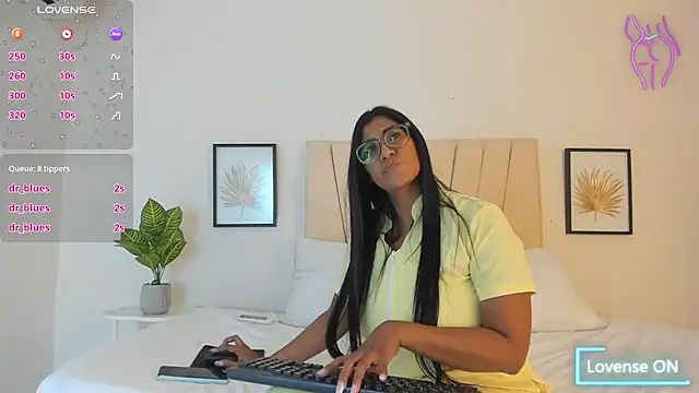 _Miaa_khalifa_ webcam