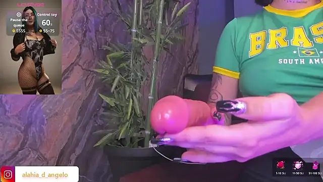 Alahia_Dangelo webcam