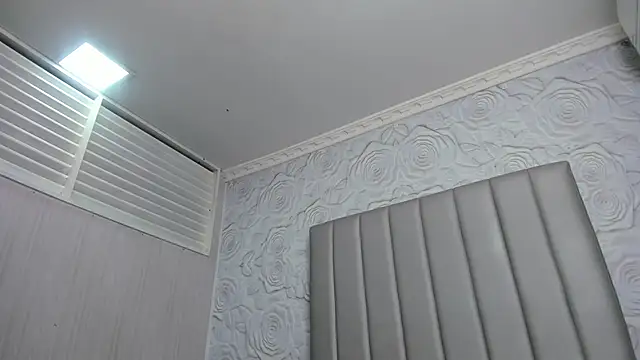 Cleopatra_Trans webcam