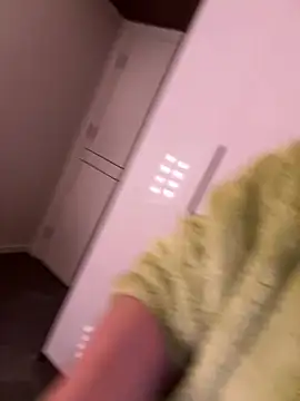 美女lele-520在线直播