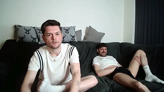 twotwinkhusbandss webcam