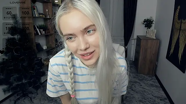 KristalCrowner webcam