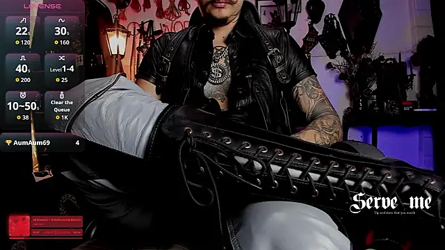 Webcam Model (allanhurtss) is live