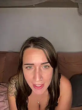 baadievino Live Webcam on Stripchat