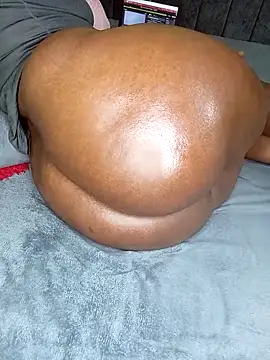 Webcam Model (sweettnadia)  is live.Free join now!