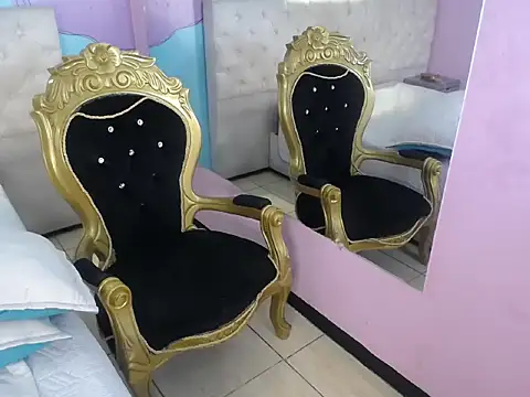 valkiirya_ - Valkiirya_'s free webcam