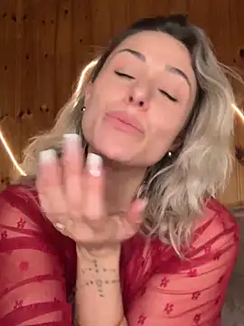 petrouchkaaa_ webcam