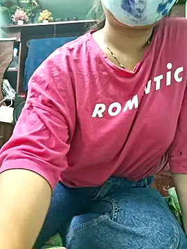 Webcam Model (monika__sex)  is live.Free join now!