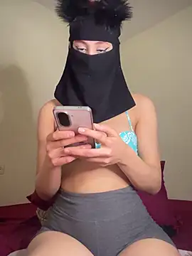 Webcam Model (arabayla)  is live.Free join now!