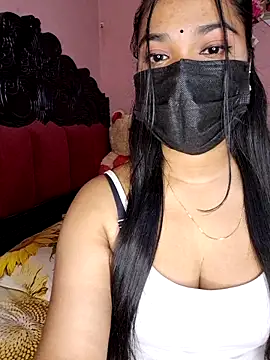 Webcam Model (ariya-03)  is live.Free join now!